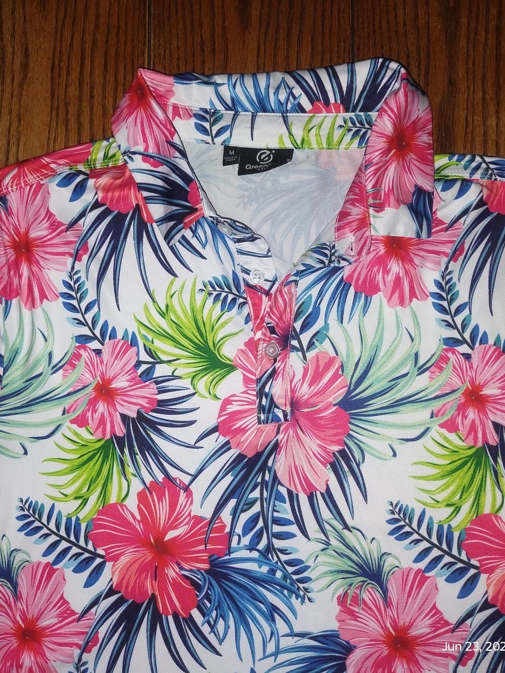 GreenSide Golf Size M Hawaiian Pattern Golf Shirt